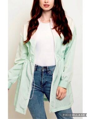 O & O Molly Mint Green Colorblock Windbreaker Drawstring Waist Jacket NWOT L